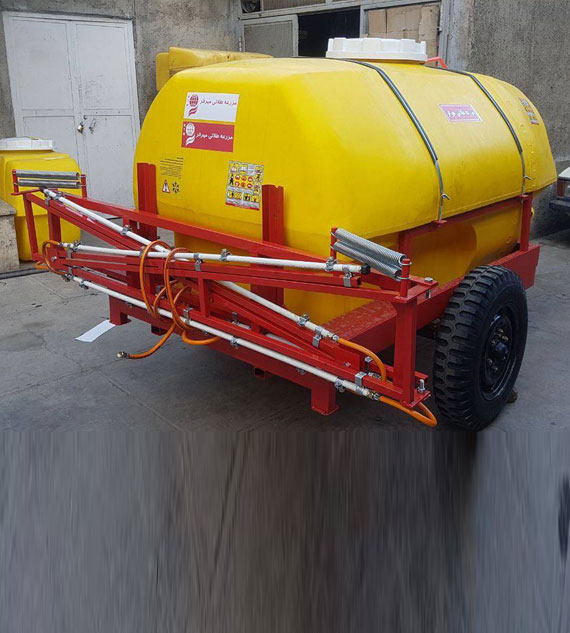 سمپاش 2000 لیتری بوم دار